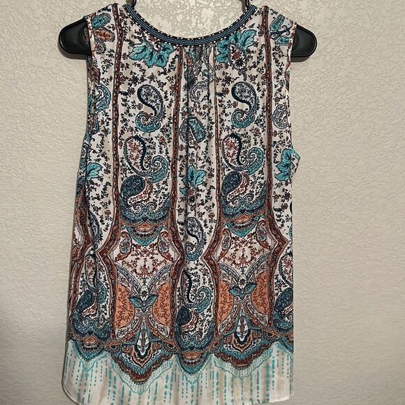 ❄️ DR 2 Sleeveless Top Size M- NWOT - Picture 5 of 6
